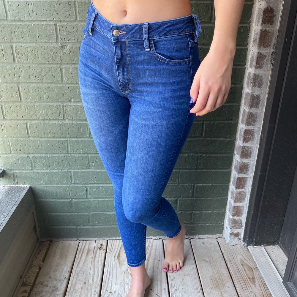 American Eagle skinny jeans